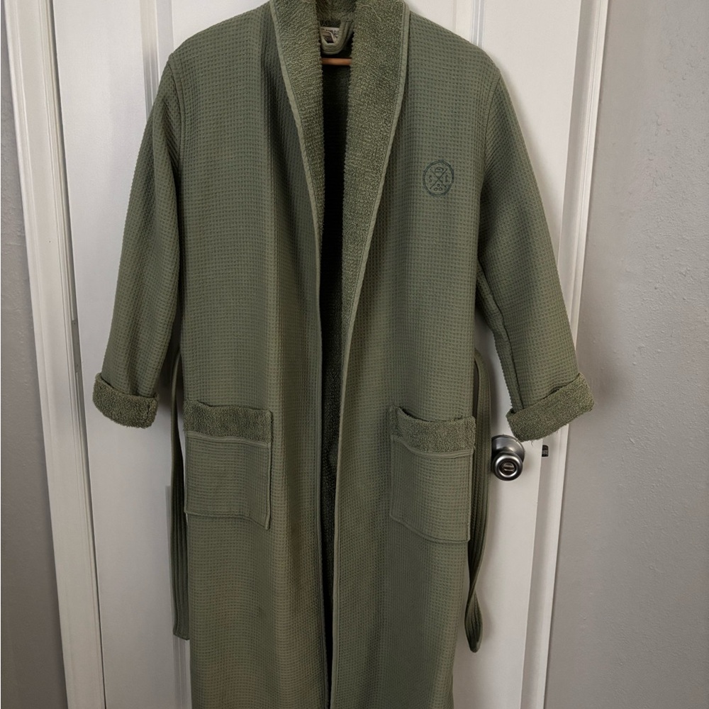 Organic Cotton Waffle Knit Robe in Olive Green